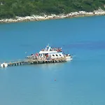 Bay Bed and Breakfast 3*