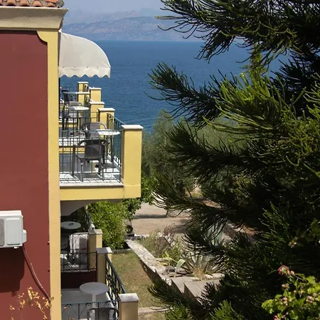 Oda ve Kahvaltı Bay 3*