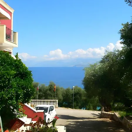 Bay Couette-café 3*