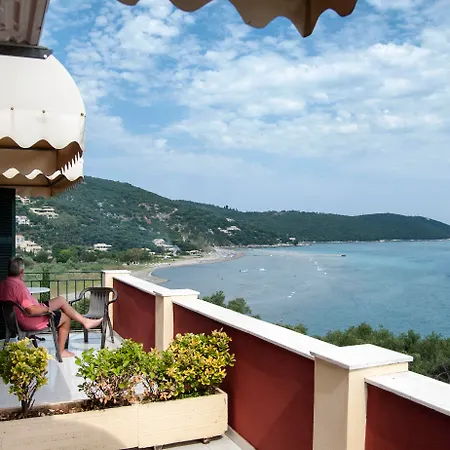 Bay Szálloda 3*