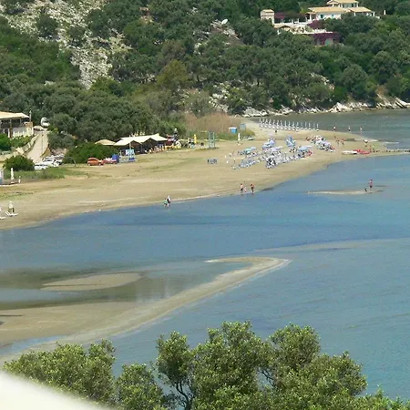 Bed and Breakfast Bay 3*